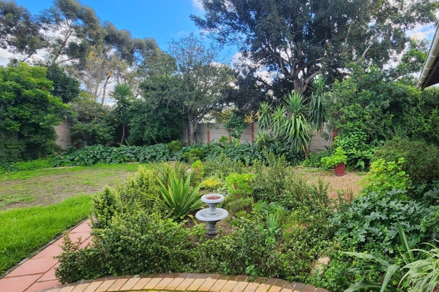 To Let 3 Bedroom Property for Rent in Wellway Park East Western Cape